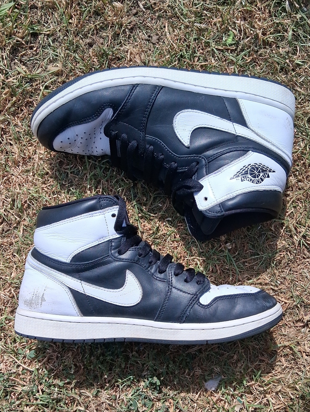 Nike Air Jordan 1 High Top - Black/White